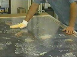 �z�b�g�e�[�u���Ō����Œ�