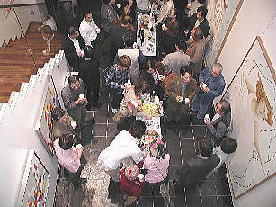 �I�[�v�j���O�p�[�e�B�[���i